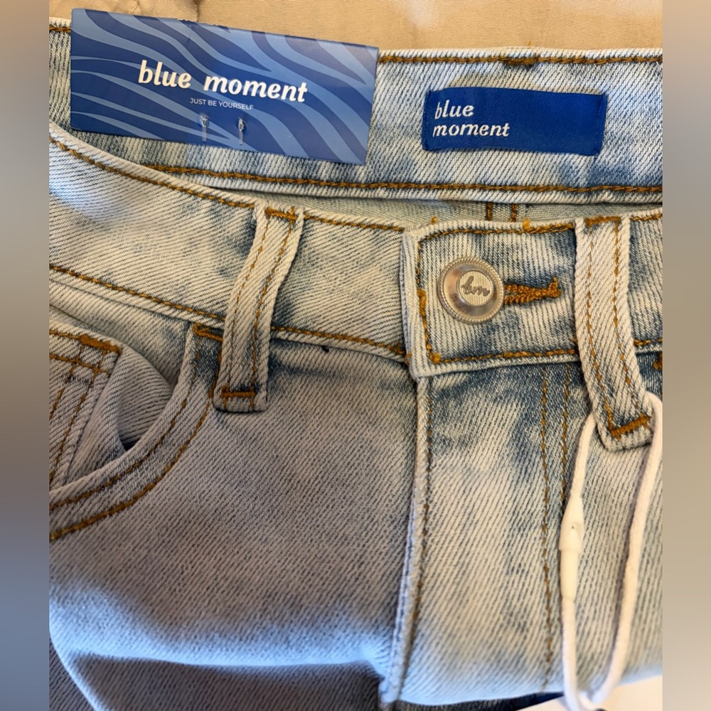 Blue Moment-Women’s NWT Stylish Light Blue Wide Leg Jeans Size 24 - Picture 8 of 10